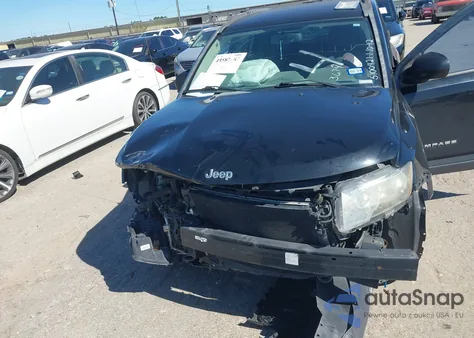 2016 Jeep Compass Sport z USA, uszkodzony, nr VIN 1C4NJCBA8GD543674